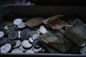 Sri Lanka Offloads Rs3.51bn in Additional Treasury Bills Following Auction