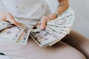 Sri Lanka’s Tourism Body Adjusts Earnings Projection Retroactively to 2026