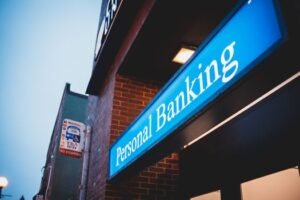 Sri Lanka’s JB Financial Promotes Unit Trusts as a ‘Financial Smoothie’ for Investors