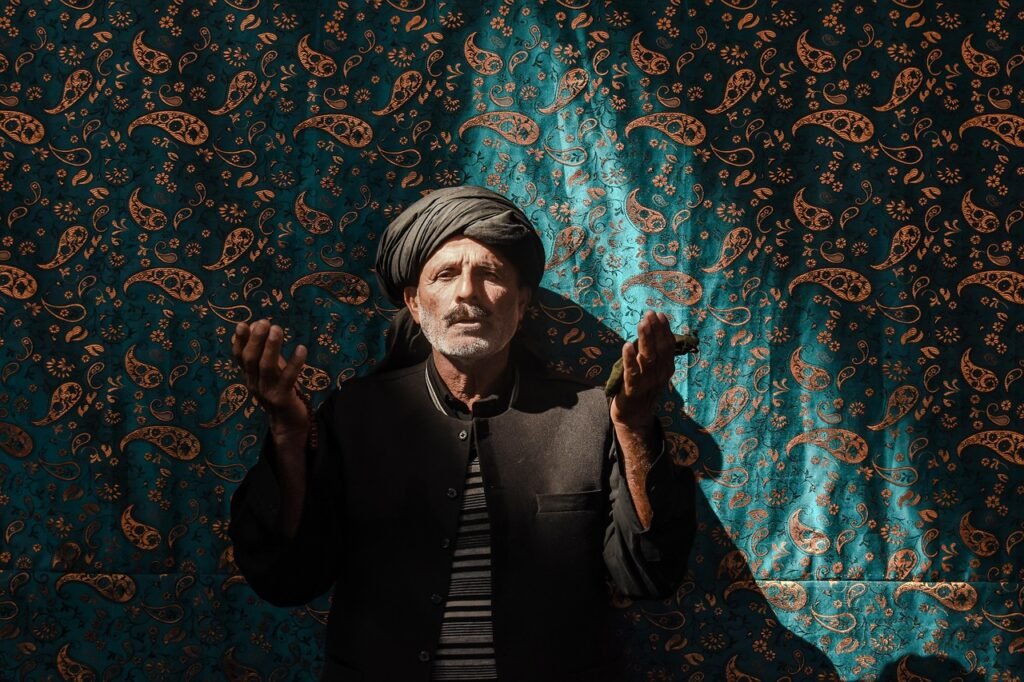 man, turban, pray, old man, worship, gesture, life, lifestyle, paisley, qom province, qom, iran, muslim, islam, quran, pakistan, portrait, social documentary, elderly man, nikon photo, human body, pakistani man, religion, shia, pray, muslim, muslim, muslim, muslim, muslim, islam, islam, islam, quran, quran, quran, quran, pakistan, pakistan, pakistan