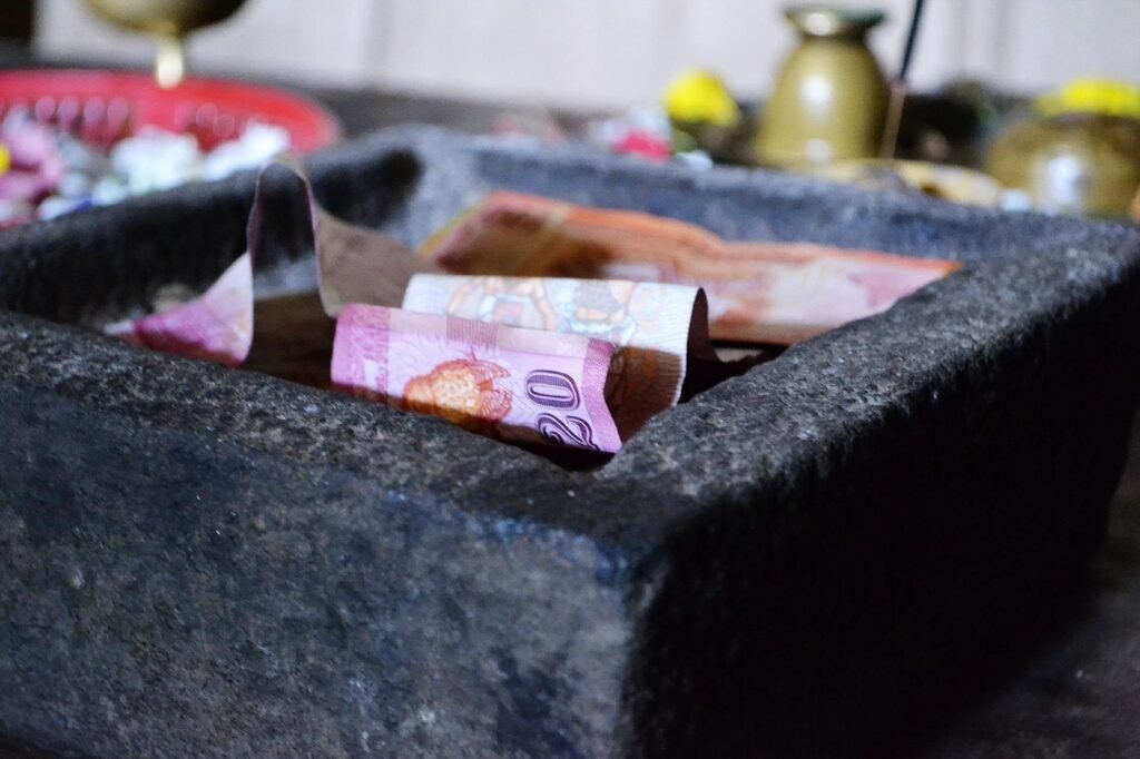 money, currency, donations, charity, polonnaruwa, ancient ruins, ancient, historic, king, castle, buddhism, sri lanka, mawanella, sculpture, ceylon, charity, charity, charity, charity, charity