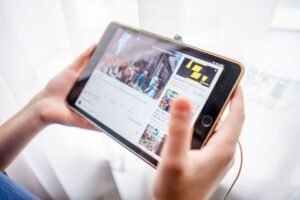From LifeHacks site: It’s Not Just You: YouTube’s Picture-in-Picture Isn’t Working