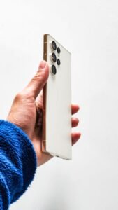 From LifeHacks site: 10 Hacks Every Samsung Galaxy User Should Know