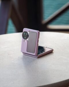 From LifeHacks site: iOS 27 Might Have Just Confirmed Apple’s First Foldable iPhone