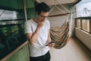 From LifeHacks site: T-Mobile Is Down