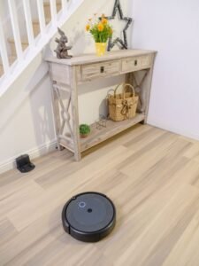 From LifeHacks site: This Roomba Mops and Vacuums Automatically, and It’s $400 Off Right Now