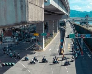 Sri Lanka launches motorcycle lanes to curb accident fatalities