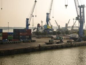 Colombo Port Climbs to World’s Top 20 Container Ports Ranking