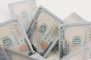 Sri Lanka Faces Third Straight Month of Current Account Deficit