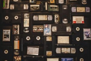 From LifeHacks site: If You Loved ‘Lost,’ There’s One Movie You Need to Watch Next
