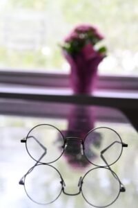 From LifeHacks site: RayNeo Is Launching Two New Lines of Smart Glasses