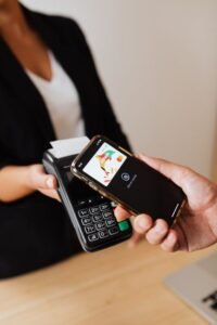 From LifeHacks site: Here’s When Walmart Will Finally Start Allowing Tap to Pay