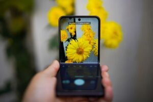 From LifeHacks site: How the iPhone Duo Stacks Up to the Pixel 11 Pro Fold and Galaxy Z Fold 8