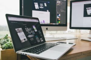 From LifeHacks site: Will the iPad Ever Be a Worthy Mac Replacement?