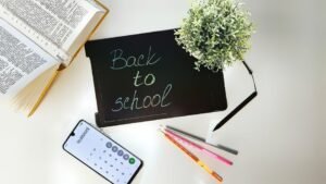 From LifeHacks site: The Boox Picco Is a Contender for My New Favorite Tiny E-Reader