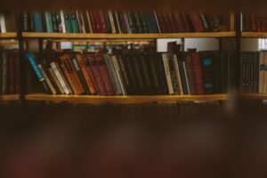 From LifeHacks site: Apple’s ‘Reference Image’ Preserves Your Original Photos (Even After You Edit Them)