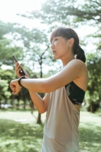 From LifeHacks site: Your Fitness Tracker Has No Idea How Many Calories You’re Burning