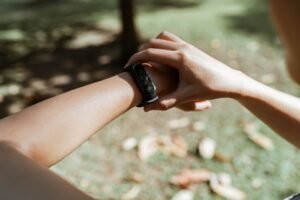 From LifeHacks site: The Best Fitness Trackers to Give As Gifts