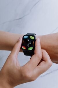 From LifeHacks site: This Is Your Last Chance to Win a New Apple Watch From Lifehacker