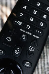 From LifeHacks site: This 65-Inch LG OLED TV Is $600 Off in Amazon’s Early Labor Day Sale