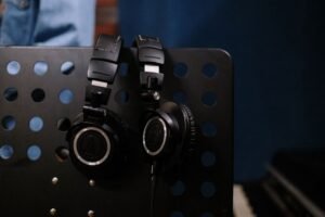 From LifeHacks site: The Best Sales on Headphones and Earbuds Right Now