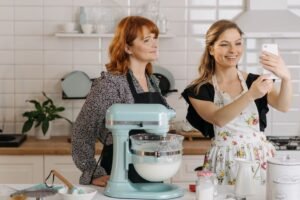 From LifeHacks site: The Best Kitchen Appliance Gifts for Every Adult on Your List