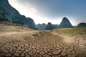 Sri Lanka Mobilizes Emergency Water Supply for 72,000 Residents Amid Severe Drought