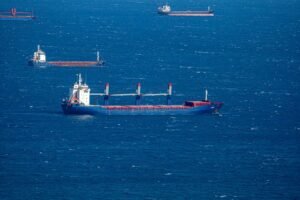 Sri Lanka to Facilitate Crew Change for Iranian Vessel in Territorial Waters