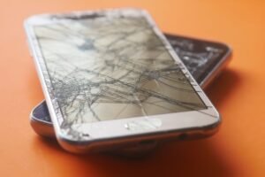 From LifeHacker site: Four Major Issues Are Plaguing the iPhone 18 Pro and 18 Pro Max