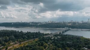 Russian Forces Strike Second Major Bridge in Kyiv, Municipal Officials Confirm